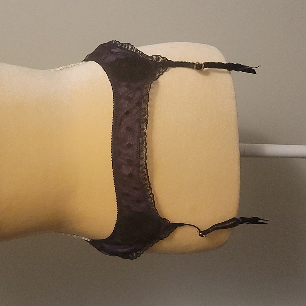 Rare Victoria Secret Very Sexy Purple Sheer Black Polka-dot Embroidered Garter